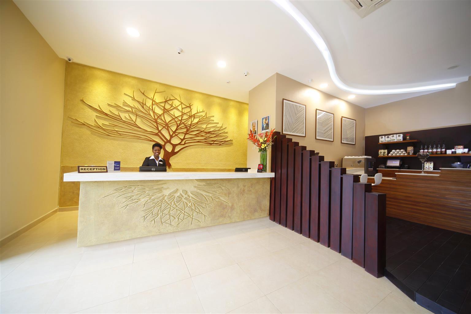 Best Western Premier Garden Hotel Entebbe Extérieur photo