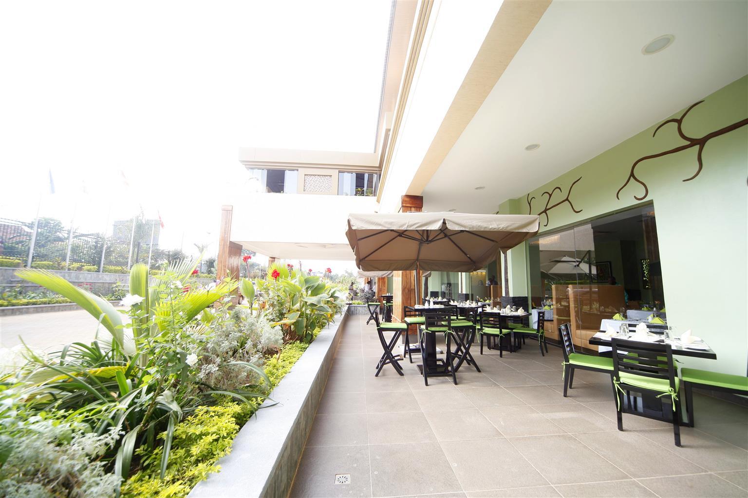 Best Western Premier Garden Hotel Entebbe Extérieur photo