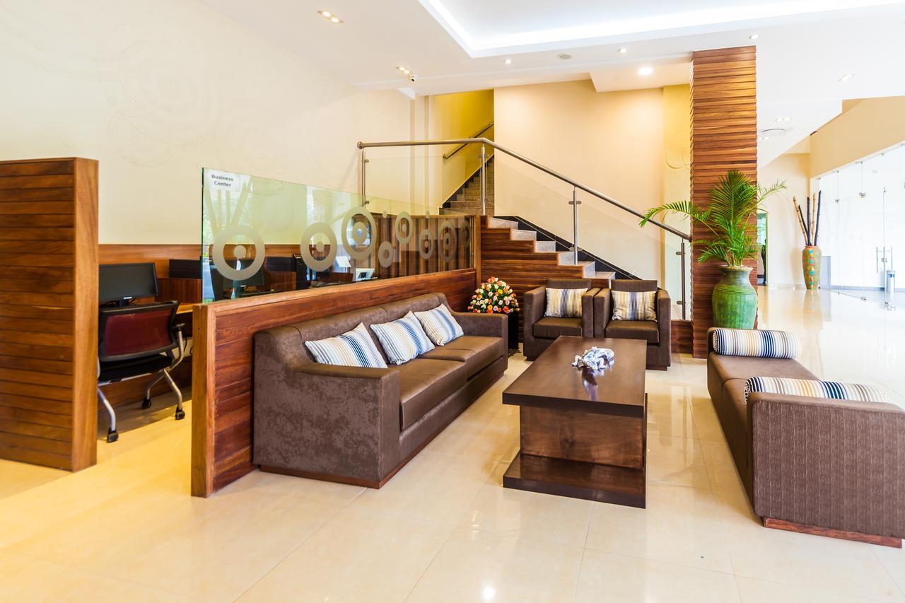 Best Western Premier Garden Hotel Entebbe Extérieur photo