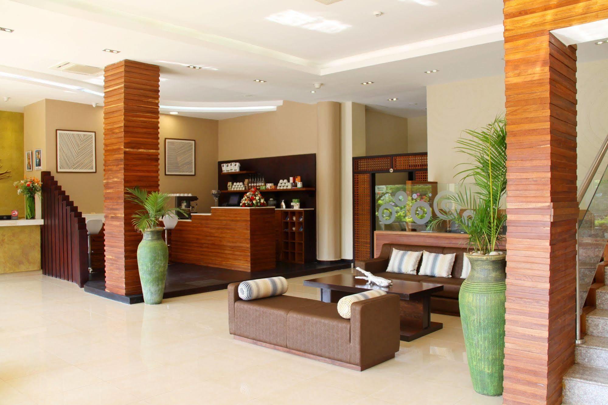 Best Western Premier Garden Hotel Entebbe Extérieur photo
