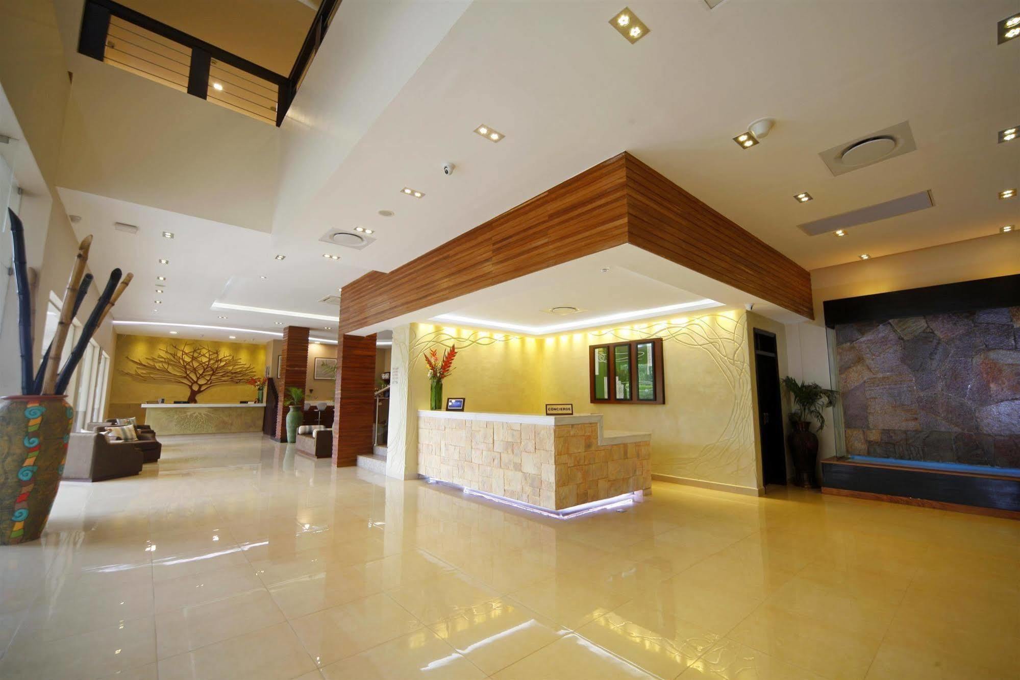 Best Western Premier Garden Hotel Entebbe Extérieur photo