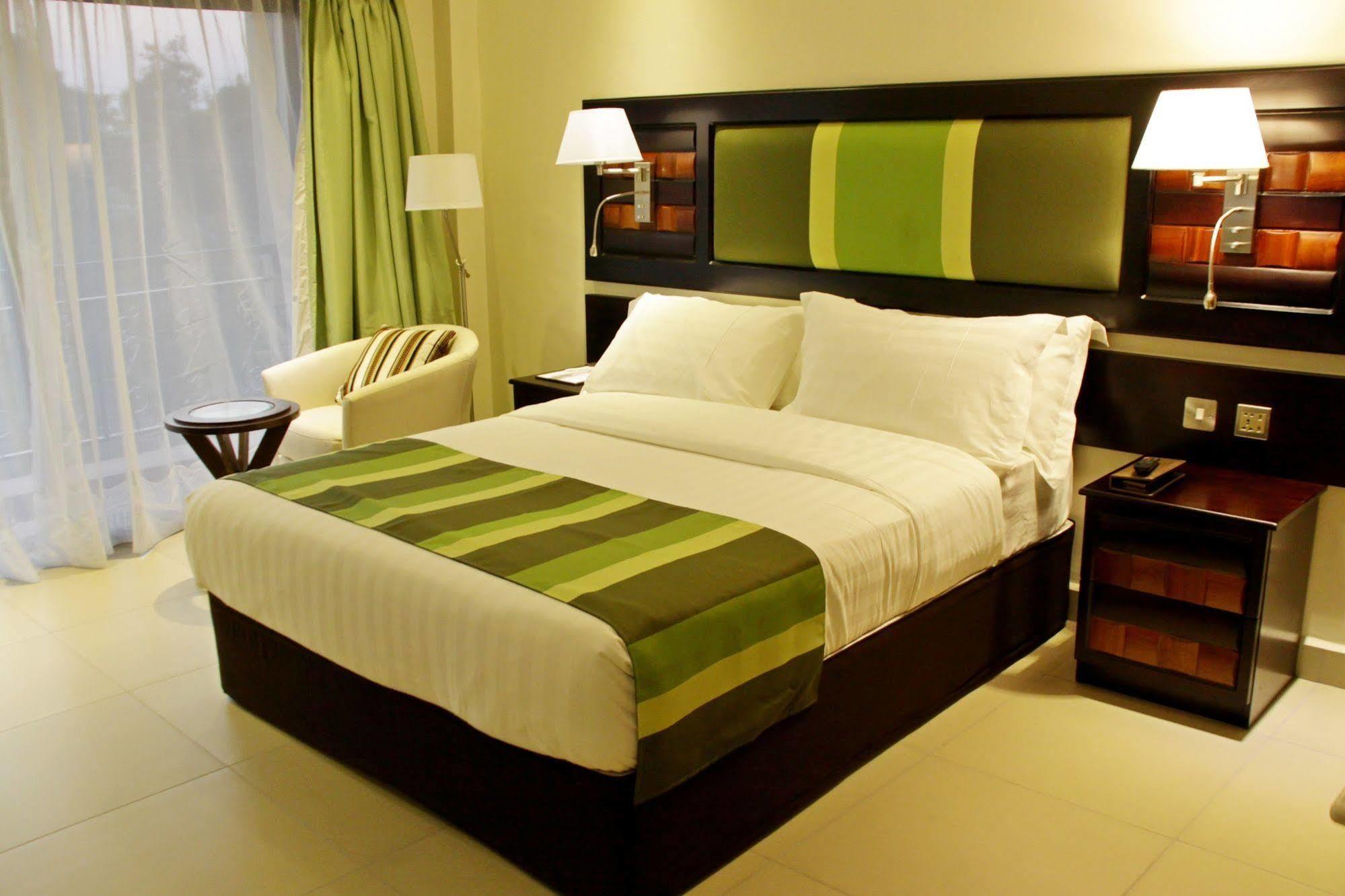Best Western Premier Garden Hotel Entebbe Extérieur photo